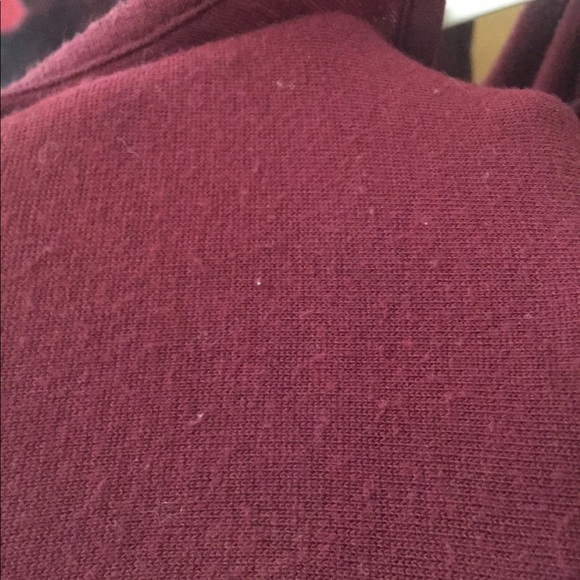 Cold shoulder top - Picture 2 of 3